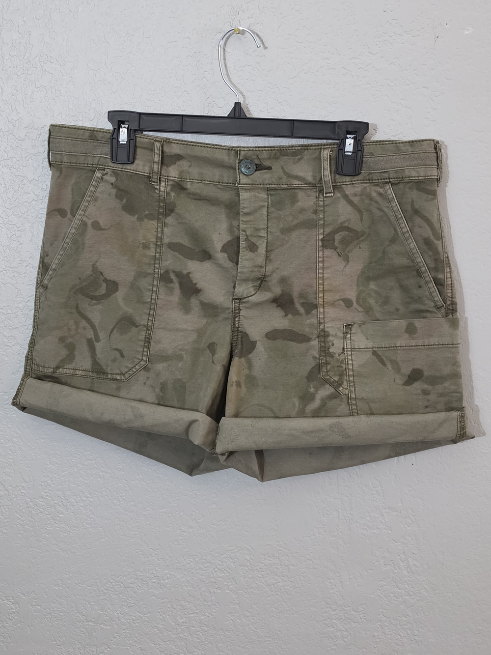 Anthropologie Hei Hei The Wanderer Camo Utility Shorts High Rise Womens 31